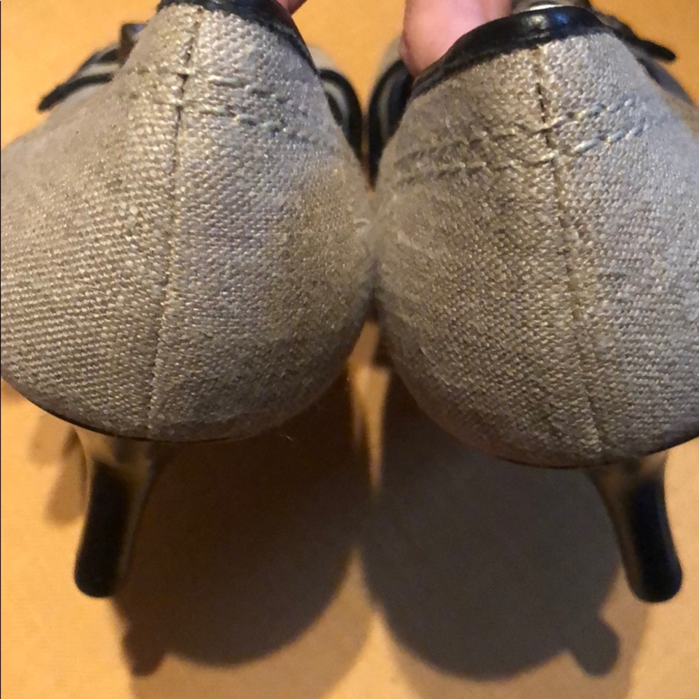 Never worn Banana Republic Canvas Tweed Heels - Picture 7 of 11